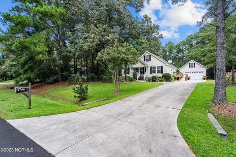 325 Long Leaf Dr, Hampstead, NC 28443