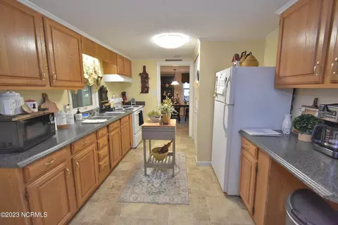 5953 E Main St, Bailey, NC 27807 photo 6