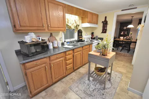 5953 E Main St, Bailey, NC 27807 photo 8