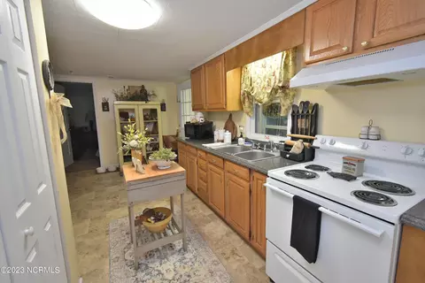 5953 E Main St, Bailey, NC 27807 photo 10