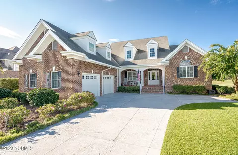 563 Dartmoor Way SW, Ocean Isle Beach, NC 28469
