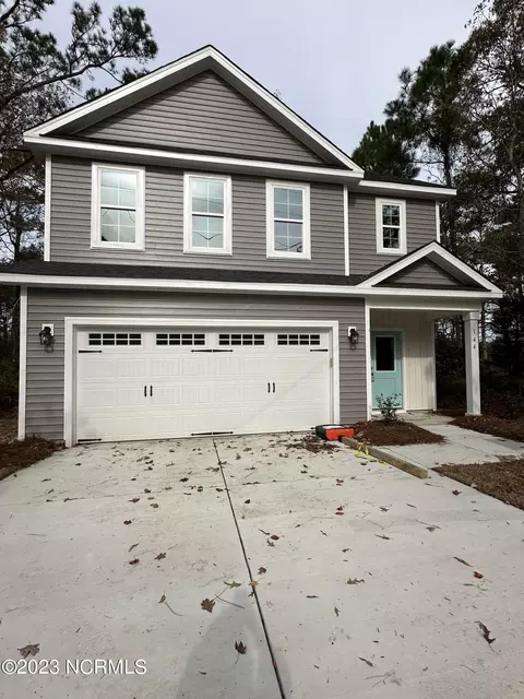 144 Smallwood Rd, Hubert, NC 28539