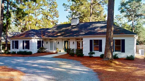 30 Gray Fox Run, Pinehurst, NC 28374
