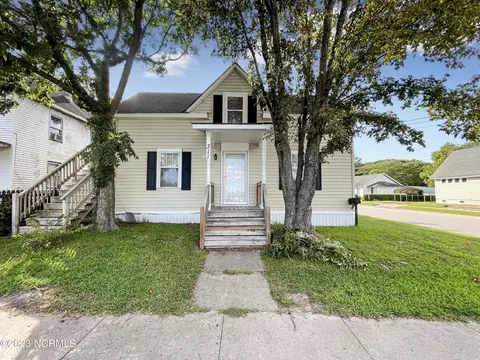 311 Harney St, Elizabeth City, NC 27909
