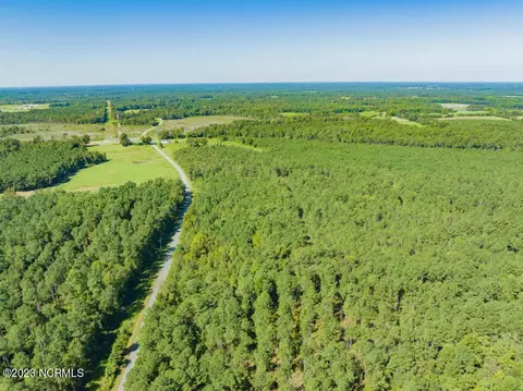 000 Trinity Church Rd, Magnolia, NC 28453