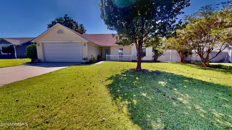 506 Red Fox Ct, Havelock, NC 28532