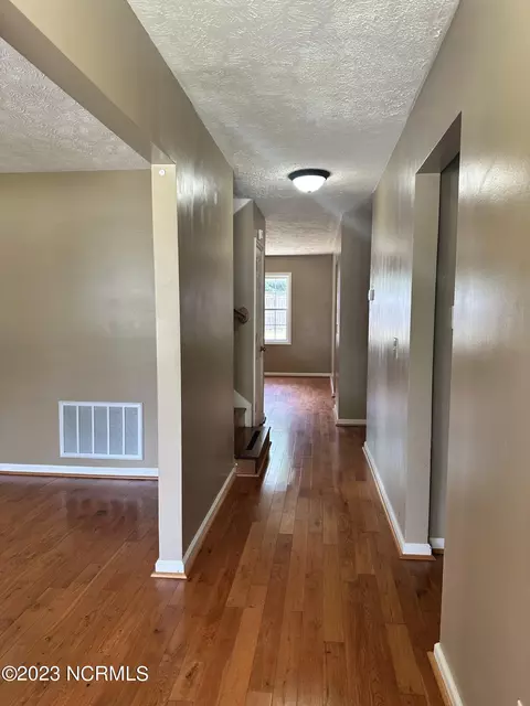 8 Tyler Way, Pinehurst, NC 28374 photo 3