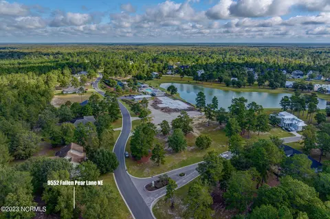9552 Fallen Pear Ln NE, Leland, NC 28451