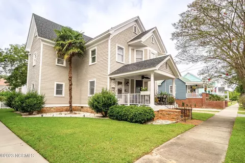 707 E Front St, New Bern, NC 28560