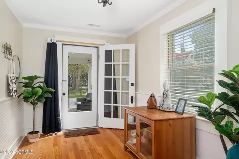 707 E Front St, New Bern, NC 28560 photo 9
