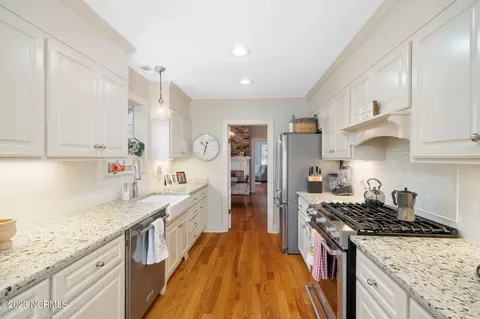 707 E Front St, New Bern, NC 28560 photo 15