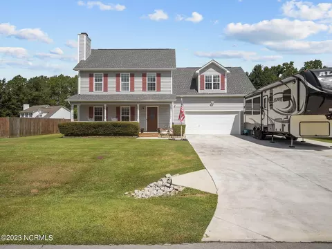 213 Wiltshire Ct, Jacksonville, NC 28546