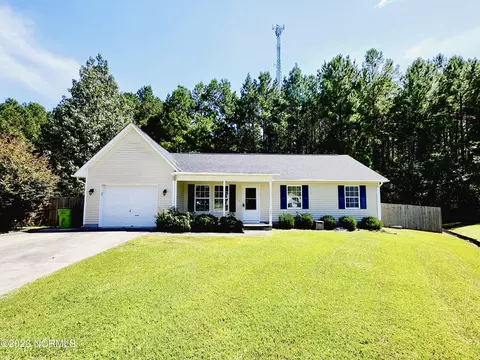127 Eagle Trl, New Bern, NC 28562 photo 4