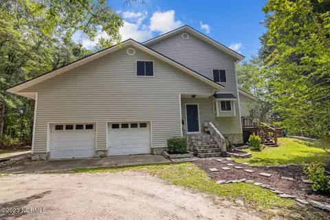 171 Gold Finch Ln, New Bern, NC 28560