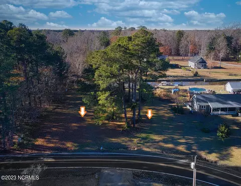 153 155 Tuscarora Trl, Hertford, NC 27944