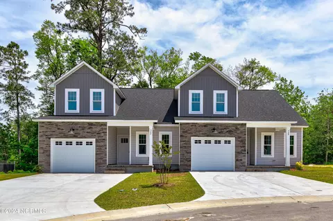 520 Timbercrest Cir SE #5B, Bolivia, NC 28422