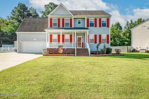102 Birdie Ln, Elizabeth City, NC 27909