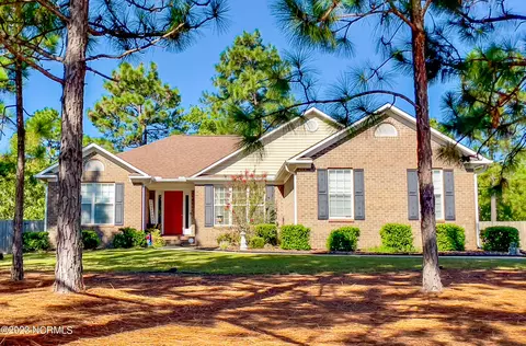 125 Queens Cove Way, Carthage, NC 28327