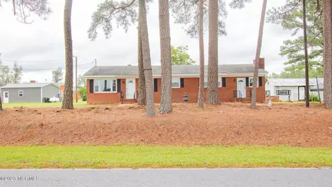 1207 Free Gospel Rd, Snow Hill, NC 28580
