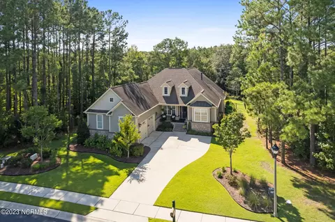 9402 Old Salem Way NW, Calabash, NC 28467