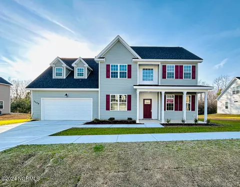 1108 Carteret Manor Dr, Jacksonville, NC 28546
