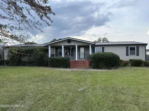 102 Zack Cir, Elizabeth City, NC 27909