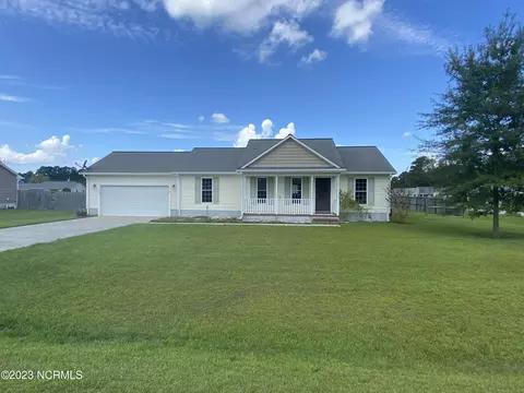 400 Bret Ct, Jacksonville, NC 28540