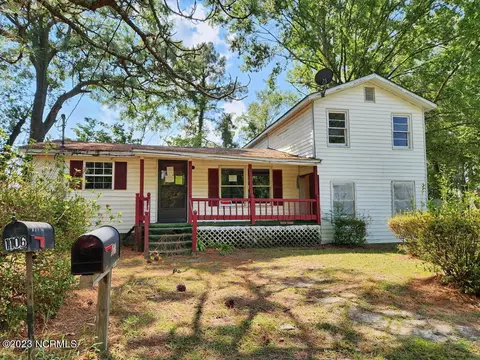 1080 Brown Dr, Williamston, NC 27892