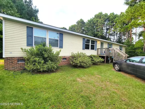 62 Shelley Rd, Hampstead, NC 28443