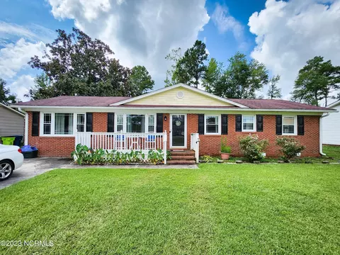 315 Tallpine Rd, Havelock, NC 28532