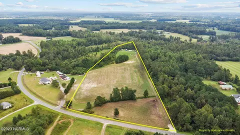 918 Sumner Rd, Pink Hill, NC 28572