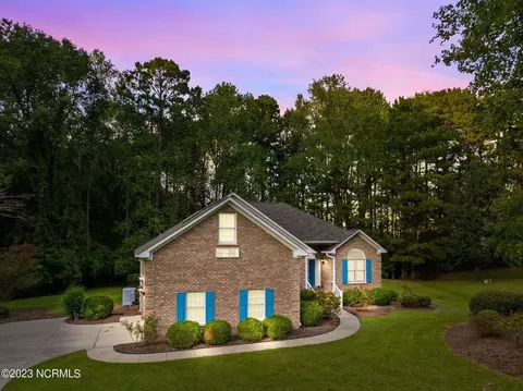 136 Geneva Rd, New Bern, NC 28562