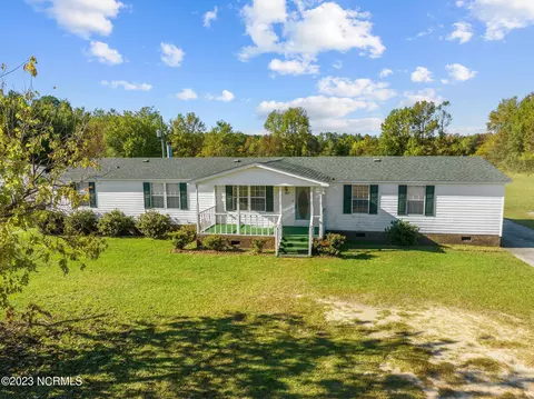 3897 Old River Rd, Greenville, NC 27834