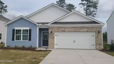 2003 Ella Bengel Dr, New Bern, NC 28562