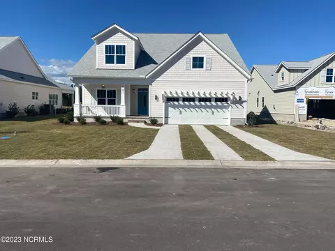 101 E Singing Ave, Hampstead, NC 28443