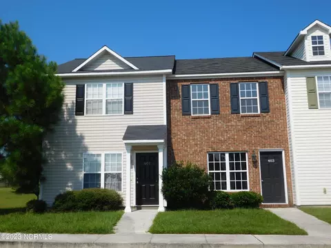 403 Timberlake Trl, Jacksonville, NC 28546