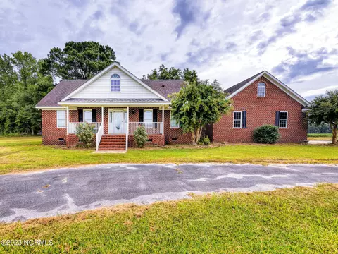 1100 Biddle Rd, Dover, NC 28526
