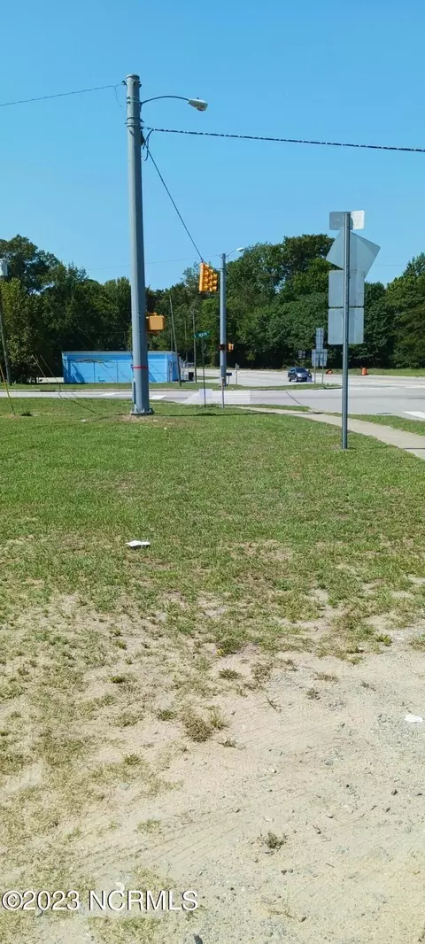 202 Mutual Blvd, Princeville, NC 27886