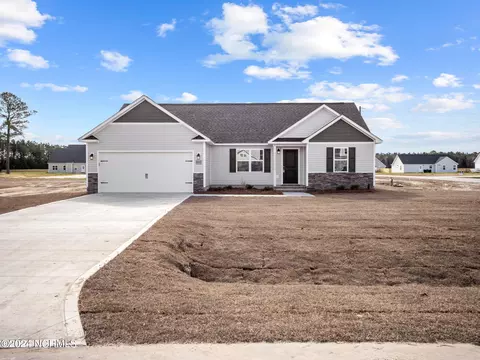 800 E Warner Ct, Hubert, NC 28539 photo 2