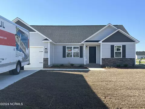 800 E Warner Ct, Hubert, NC 28539 photo 1