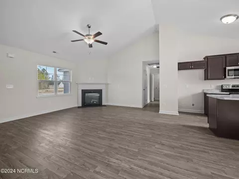 800 E Warner Ct, Hubert, NC 28539 photo 9