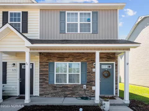 624 Ebb Tide Ln, Sneads Ferry, NC 28460