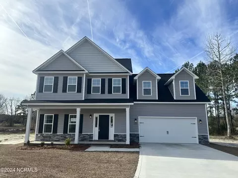 801 E Warner Ct, Hubert, NC 28539