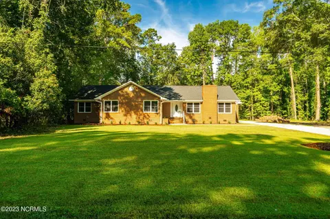 108 Pulley Rd, Havelock, NC 28532