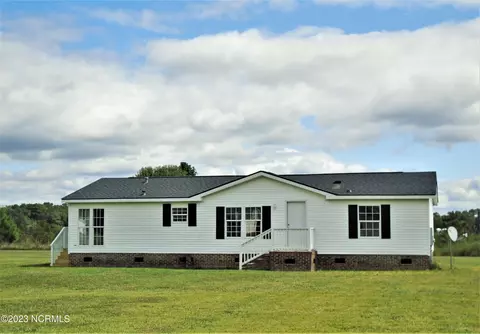 94 Sherlock Holmes Rd, Enfield, NC 27823