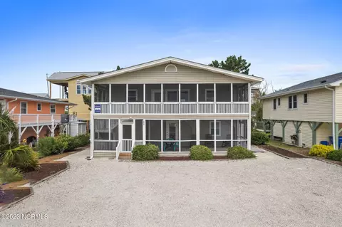 204 W Main St, Sunset Beach, NC 28468