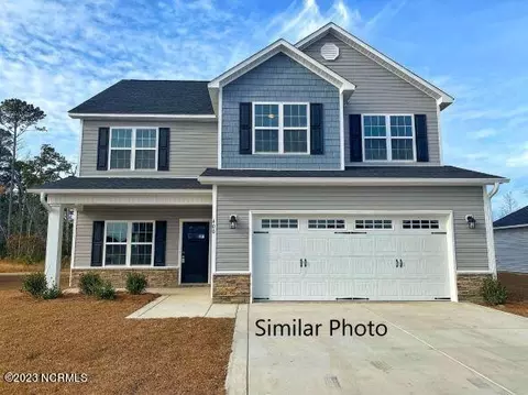 912 Uplands Ln, Jacksonville, NC 28546