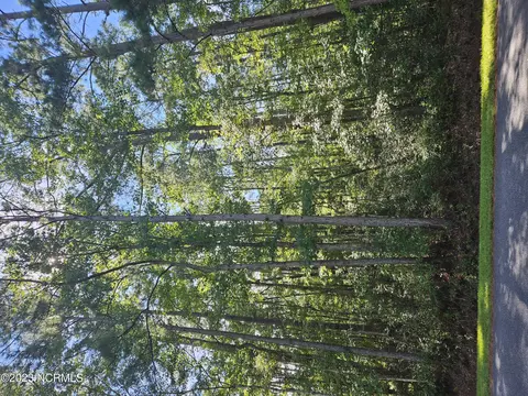 36 Pinewood Dr, Carolina Shores, NC 28467