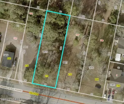 174 Howard Blvd, Newport, NC 28570