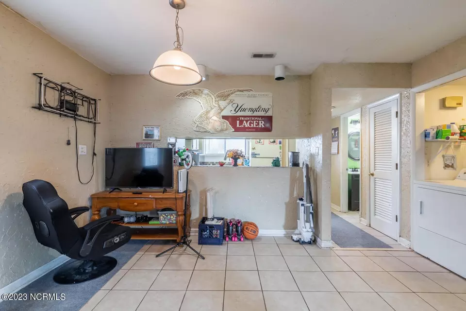  220 W Saltwood Pl, Jacksonville, NC 28540 photo 10